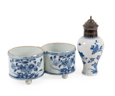 Lot 17 - A Chinese Porcelain Baluster Vase, Kangxi,...