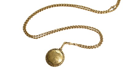 Lot 133 - A Muff Chain, chain with applied plaque...
