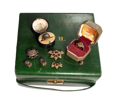 Lot 5 - A Quantity of Mourning Jewellery, including...