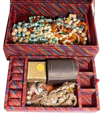 Lot 4 - A Quantity of Jewellery, including a mourning...