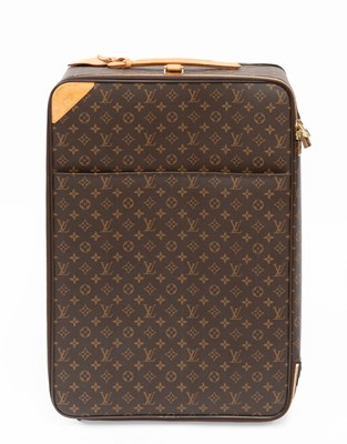 Lot A Louis Vuitton, Monogram Pégase 65 Rolling...