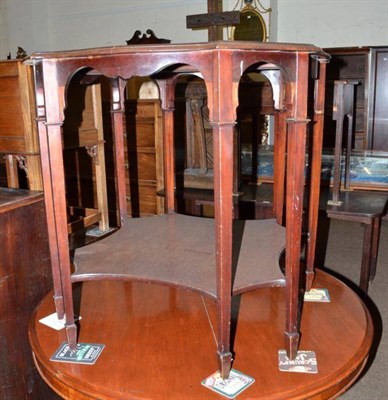 Lot 489 - An Edwardian mahogany window table (split to the top)