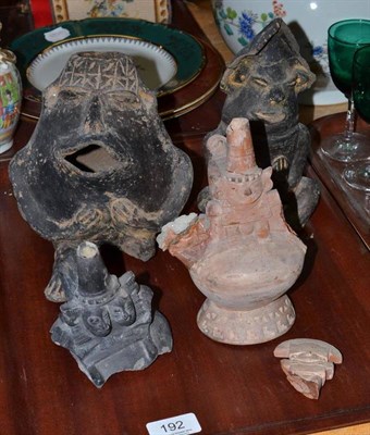 Lot 192 - Four South American figures/vessels