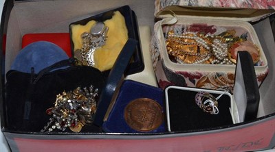 Lot 284 - Assorted silver and costume jewellery including a charm bracelet, paste jewellery etc