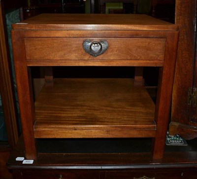 Lot 486 - Edwardian mahogany pedestal desk