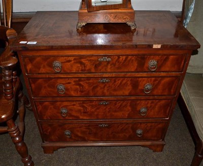 Lot 522 - Small mahogany chest of four long drawers