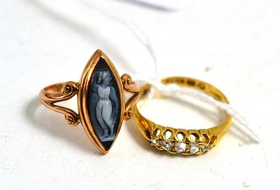 Lot 21 - An 18ct gold diamond five stone ring and a 9ct gold agate cameo ring