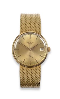 Lot 223 - A Fine 18ct Gold Automatic Calendar Wristwatch, signed Patek Philippe, Geneve, model:...
