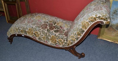 Lot 1241 - Victorian chaise longue