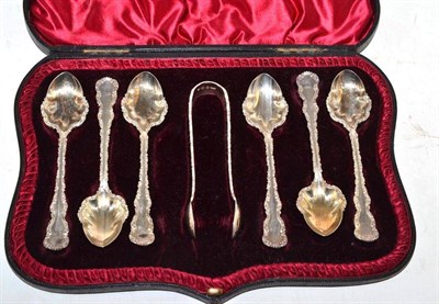 Lot 143 - A cased set of fancy silver teaspoons and tongs