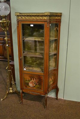 Lot 341 - Small French vitrine in the Vernis Martin style