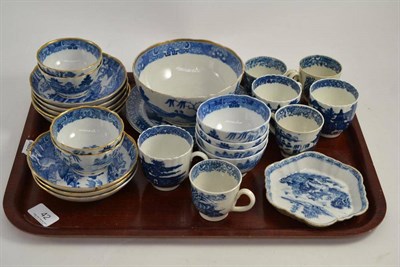 Lot 42 - A collection of English and Chinese 19th century tea wares including Caughley