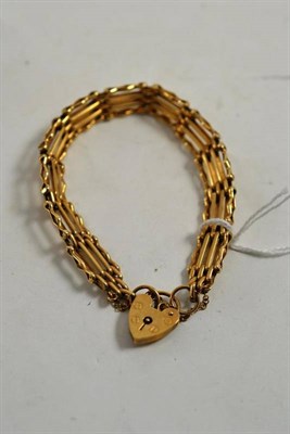 Lot 89 - 9ct gold gate bracelet with heart lock