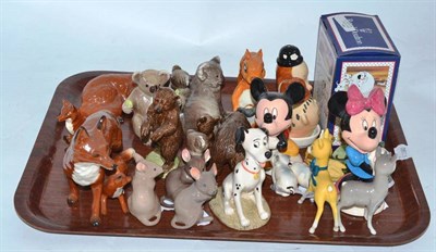 Lot 110 - A tray of Beswick storybook animals, comic figures, etc