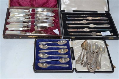 Lot 237 - A quantity of small silver, a set of teaspoons, plated lobster picks, dessert knives and forks