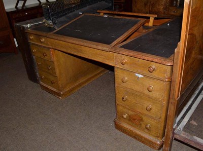 Lot 557 - Oak pedestal desk