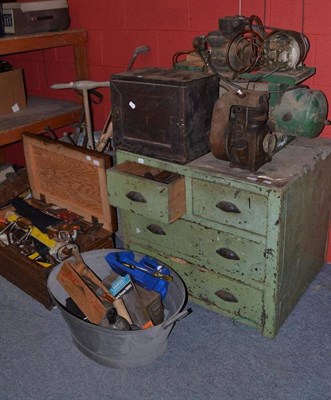 Lot 620 - A large quantity of tools