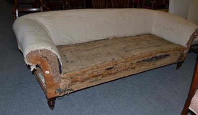 Lot 652 - Victorian Chesterfield