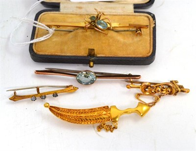 Lot 79 - A gem set spider bar brooch and four other brooches