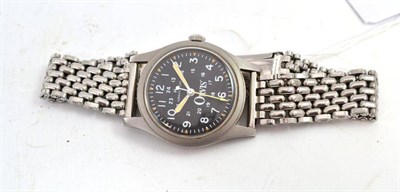 Lot 86 - An Orvis military wristwatch