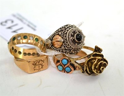 Lot 113 - Five rings including a 12ct gold turquoise set ring, a 9ct gold signet ring, a rose motif dress...