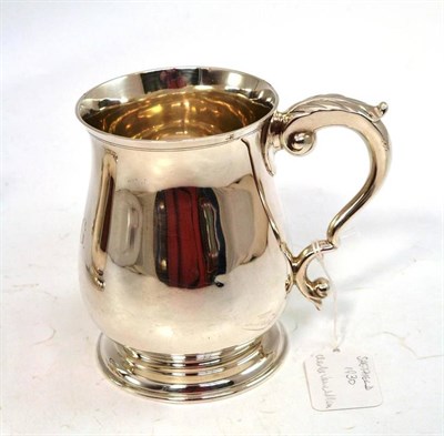 Lot 136 - A silver mug Sheffield 1930, Charles James & Allen