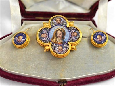 Lot 284 - An Italian micro mosaic brooch and earring set