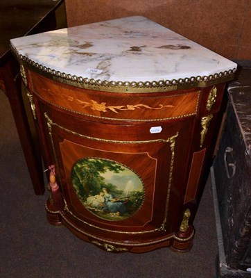 Lot 709 - Reproduction marble top inlaid mahogany corner cupboard