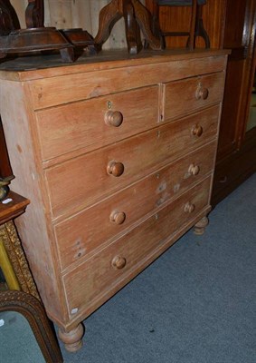 Lot 804 - A Victorian pine chest