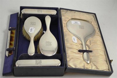 Lot 22 - A silver backed five piece dressing table set (cased)