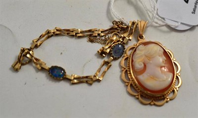 Lot 233 - A 9ct gold cameo pendant and an opal triplet bracelet