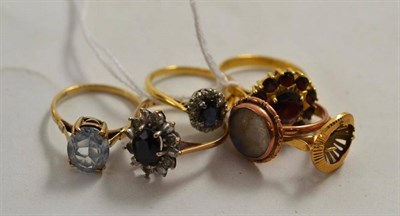 Lot 239 - An 18ct gold sapphire and diamond cluster ring and assorted 9ct gold and other dress rings (6)