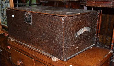 Lot 507 - An 18th century oak six plank chest