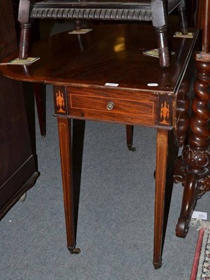 Lot 512 - A late 19th century Pembroke table