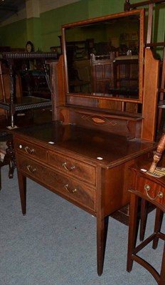 Lot 520 - An inlaid mahogany dressing table