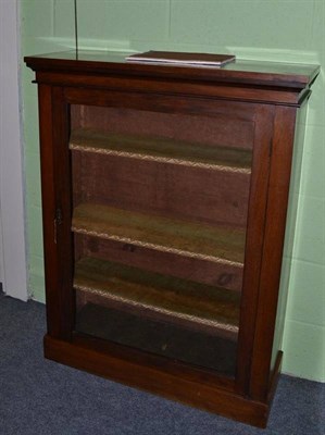 Lot 626 - A Victorian glazed mahogany side cabinet