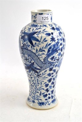 Lot 125 - A late 19th/early 20th century Chinese blue and white vase