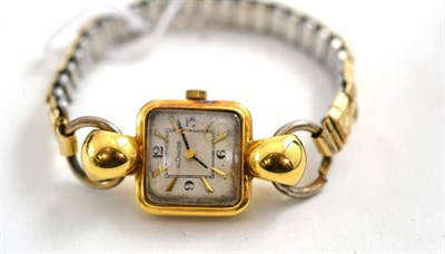 Lot 158 - A lady's wristwatch, case stamped 18k 0.750, later movement