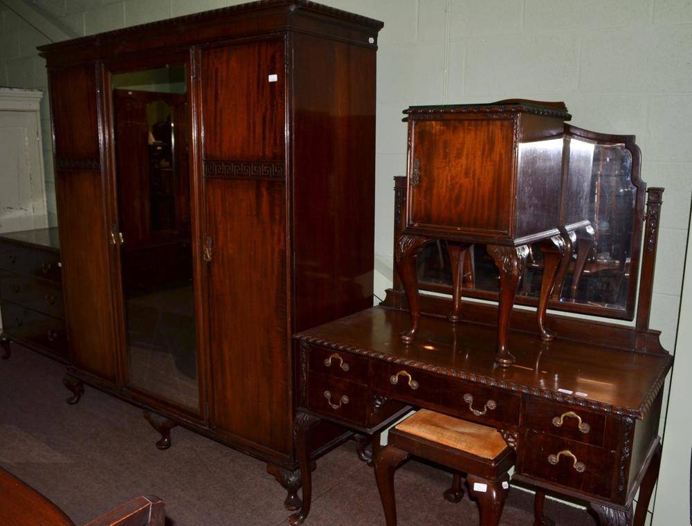 Lot 538 - Circa 1920's mahogany three piece bedroom suite, similar bedside cabinet and a dressing stool