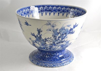Lot 20 - A large Japanese porcelain punch bowl