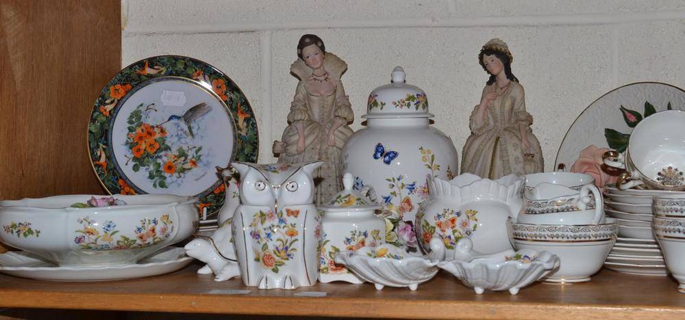 Lot 265 - A collection of decorative ceramics including Aynsley Cottage Garden Ware, Royal Doulton...
