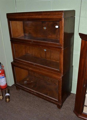 Lot 526 - Two Globe Wernicke oak stacking bookcases of two and three shelves