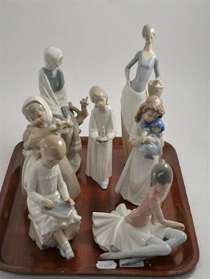 Lot 26 - Seven Lladro/Nao figures