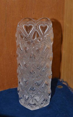 Lot 125 - A modern Lalique clear and opaque glass heart vase