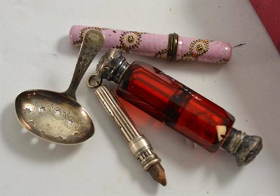 Lot 363 - Ruby glass double ended scent bottle, enamel bodkin holder, silver propelling pencil and caddy...