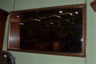 Lot 466 - Modern gilt mirror