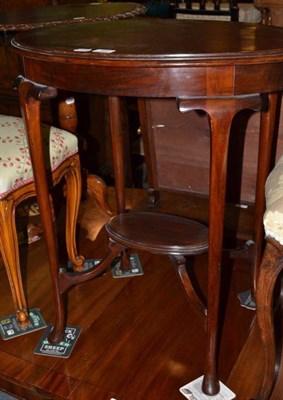 Lot 482 - An Edwardian mahogany occasional table