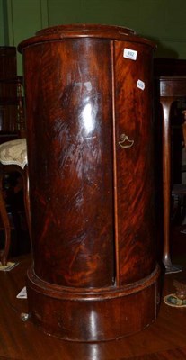 Lot 492 - A Victorian mahogany cylindrical pot cupboard