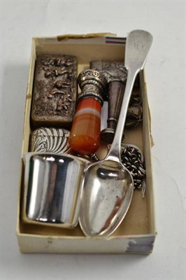 Lot 117 - Two silver vestas, a cup and spoon, two seals, a plate and a snuff box