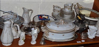 Lot 198 - Quantity of dinnerware, Rosenthal tureen and sundry